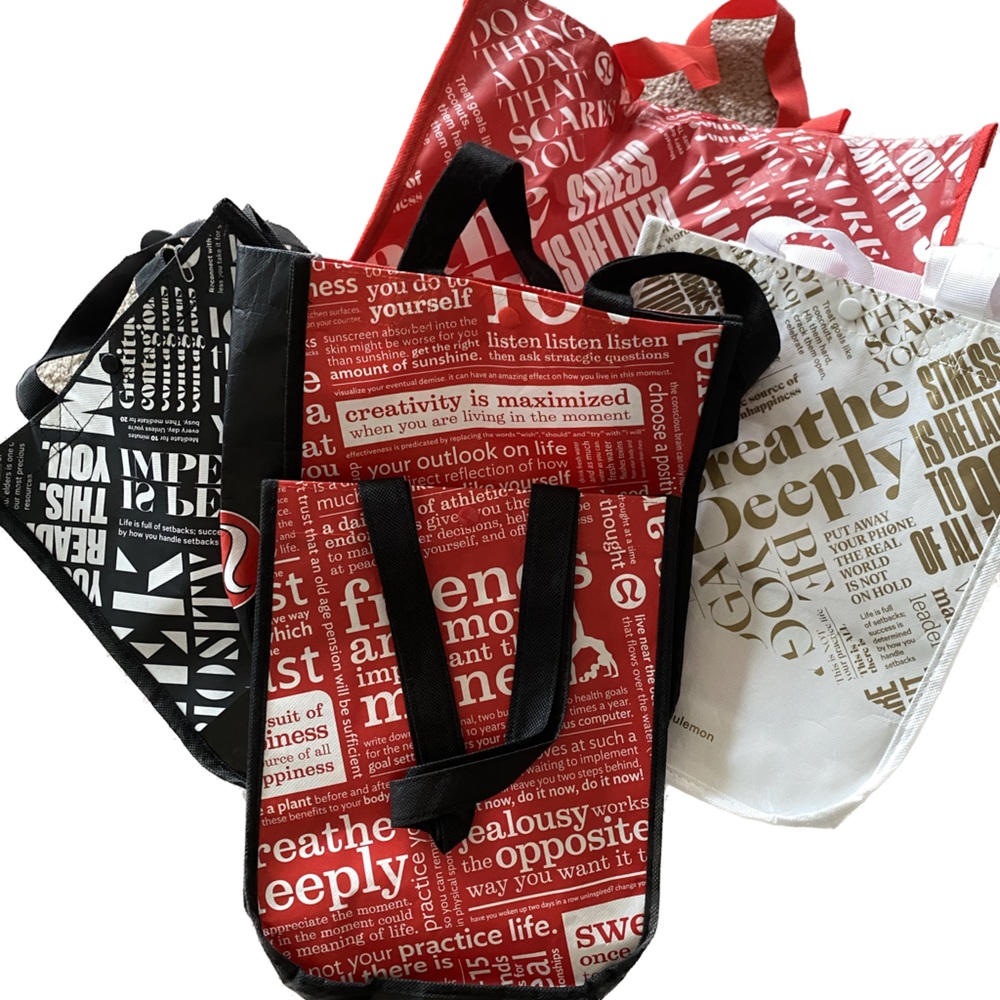 Lululemon reusable tote bags